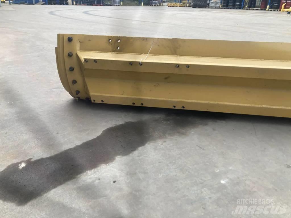 CAT 140M2 Moldboard Ketten