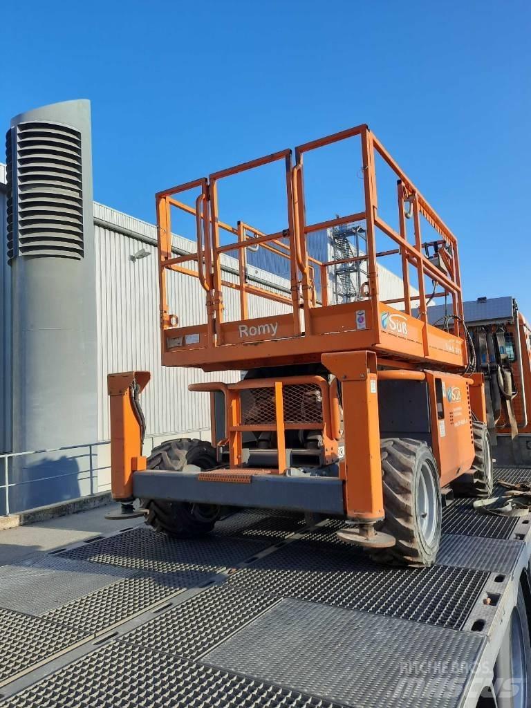 SkyJack SJ 6826 RT Scheren-Arbeitsbühnen