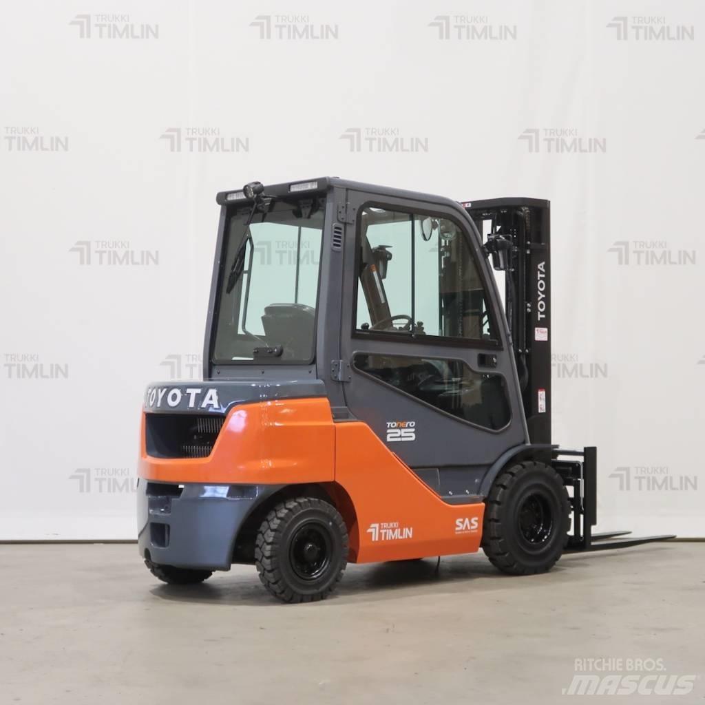 Toyota 52-8FDF25 Dieselstapler