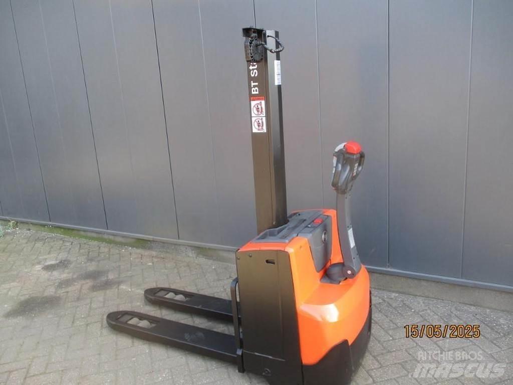 BT SWE 080L Deichselstapler