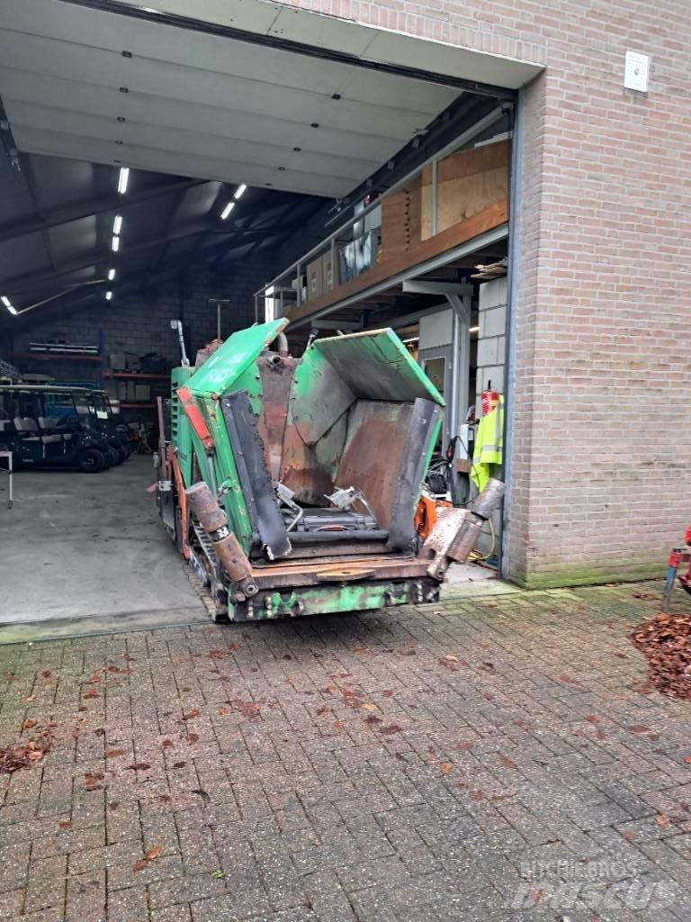 Demag 45 Strassenfertiger