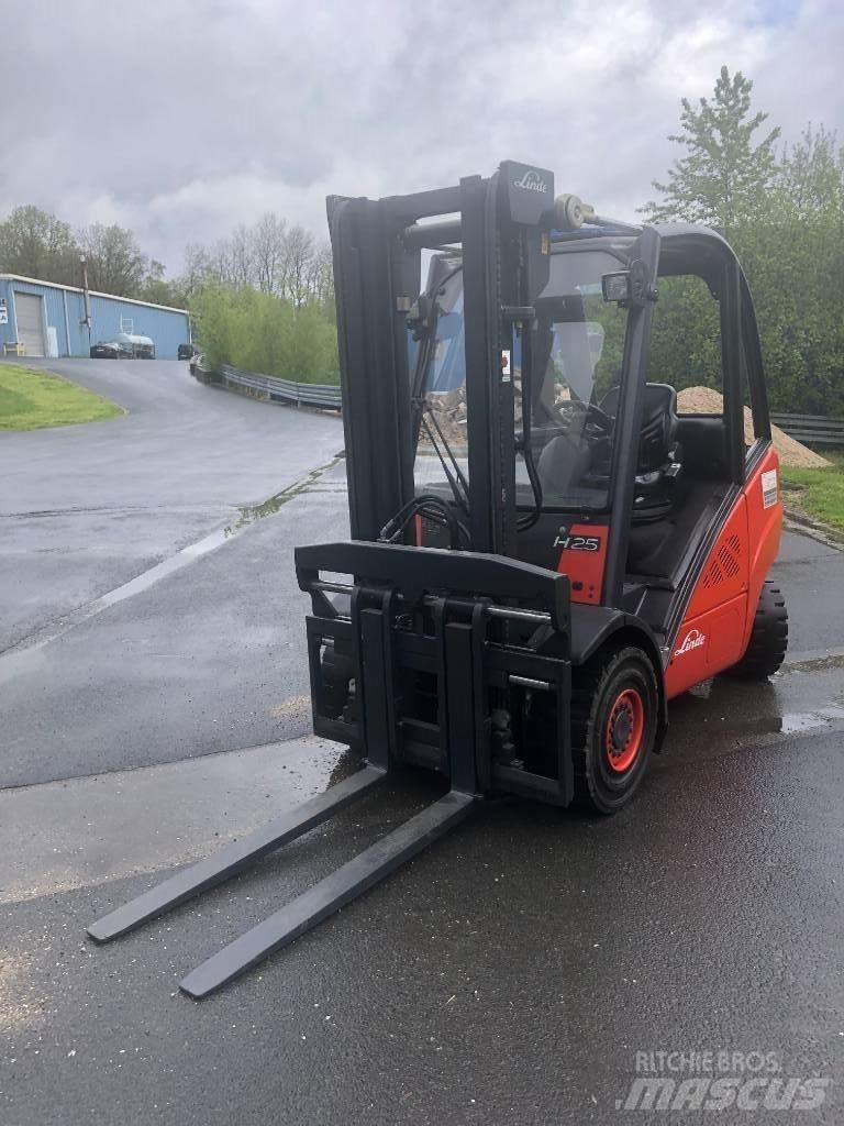 Linde H25T Gasstapler