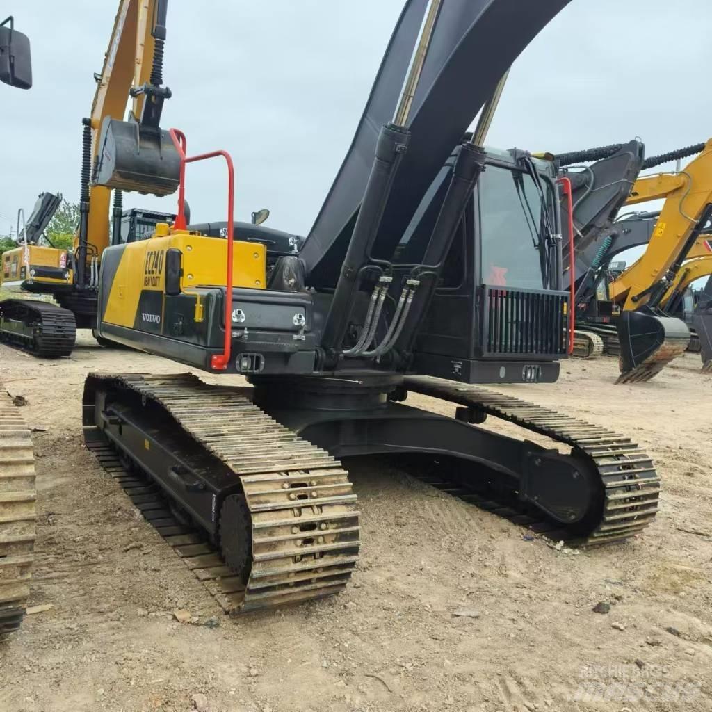 Volvo EC 240 Raupenbagger