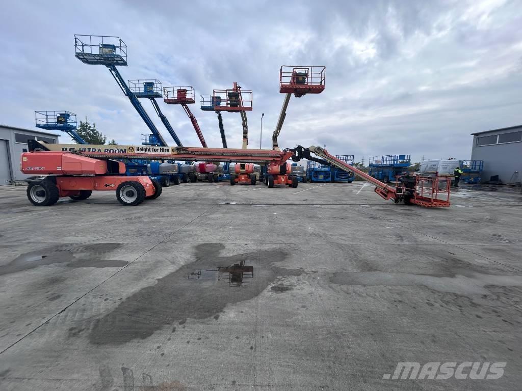 JLG 1500 SJ Teleskopbühnen