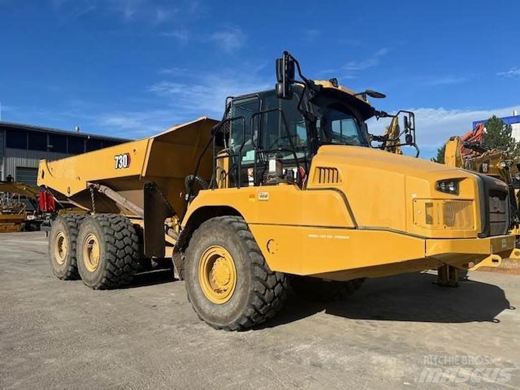 CAT 730 Minidumper