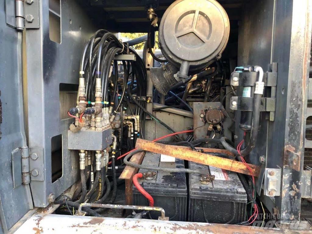 Sumitomo SH200C1 Raupenbagger
