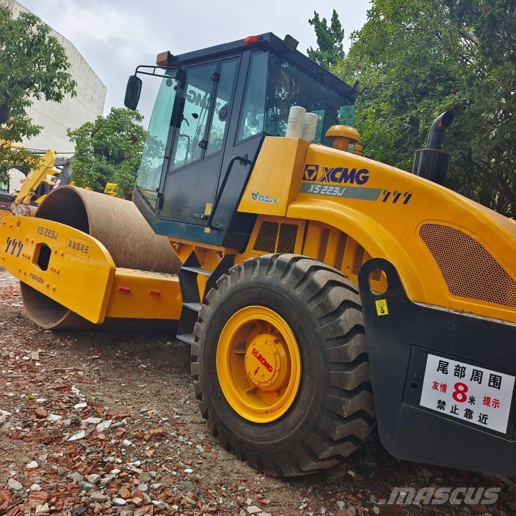 XCMG XS 223 J Walzenzüge