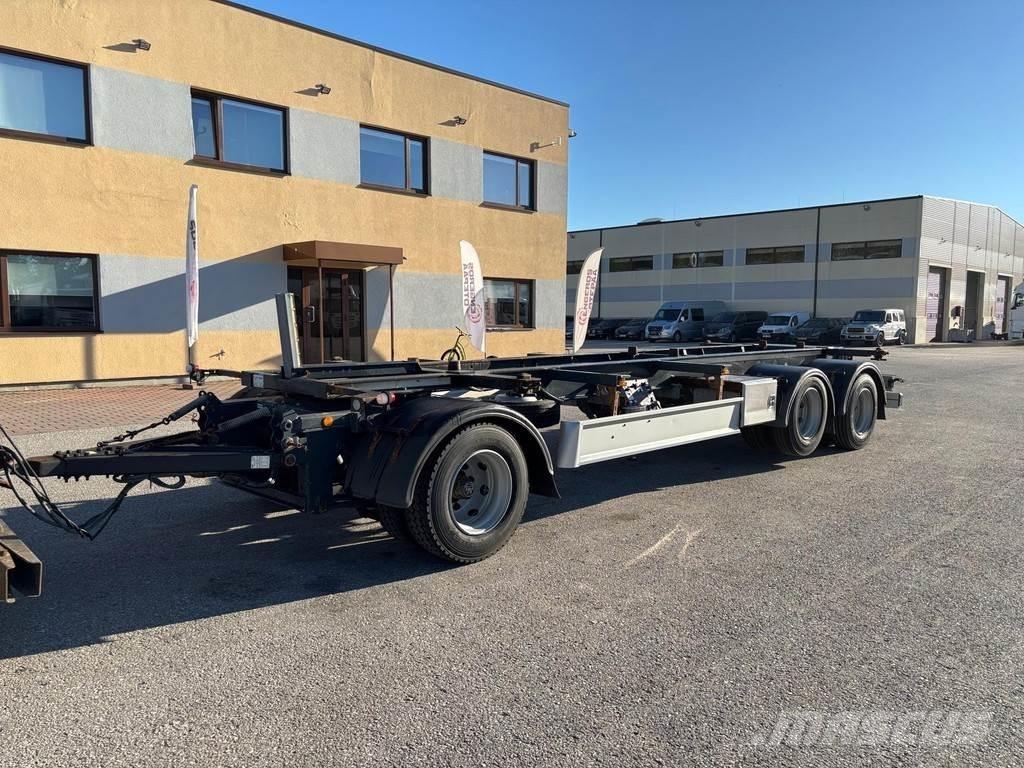 Fliegl 3-AXLE BDF Containeranhänger