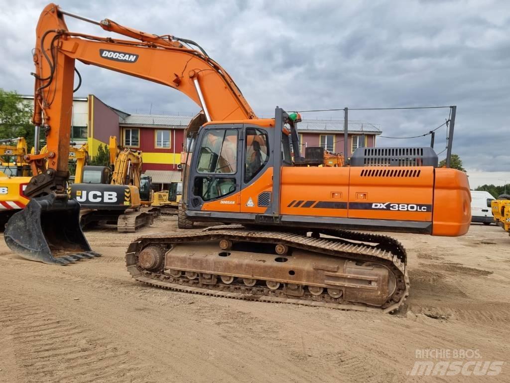 Doosan DX 380 LC Raupenbagger