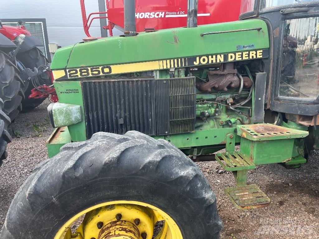 John Deere 2850 Traktoren
