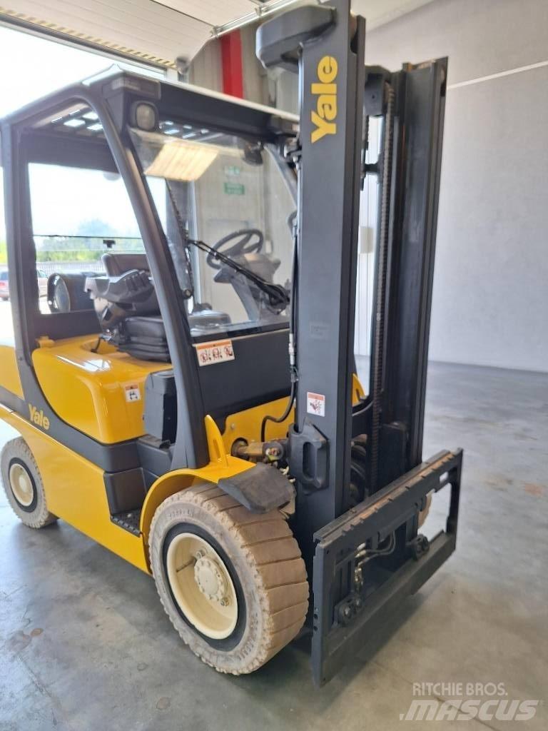 Yale GLP 30VX Gasstapler