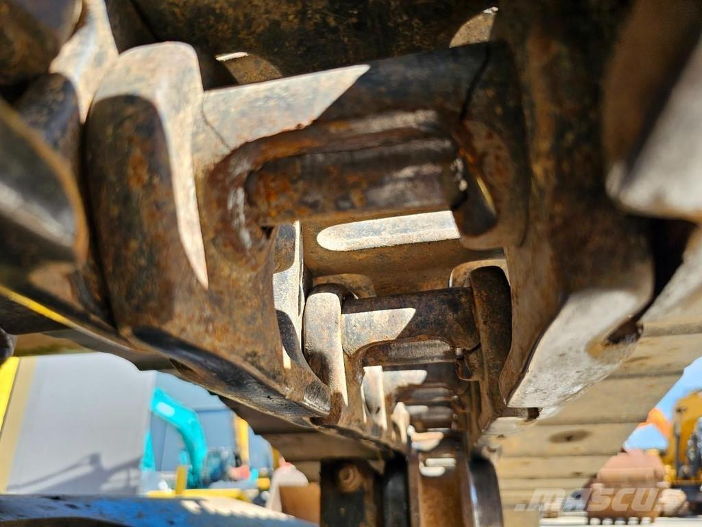 Kobelco SK210LC-9 Raupenbagger