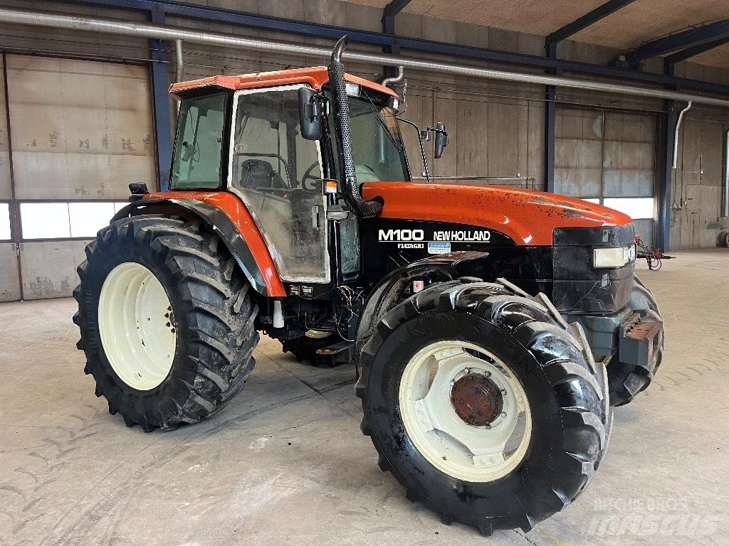 New Holland M 100 DT Traktoren