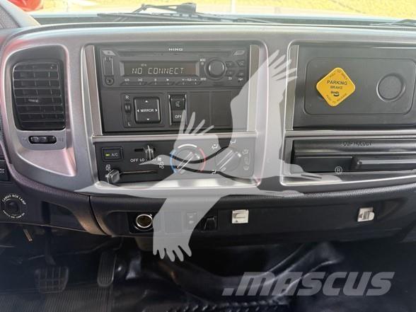 Hino 268A Sonstige Baumaschinen