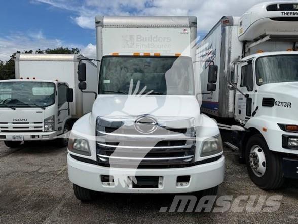 Hino 268A Sonstige Baumaschinen