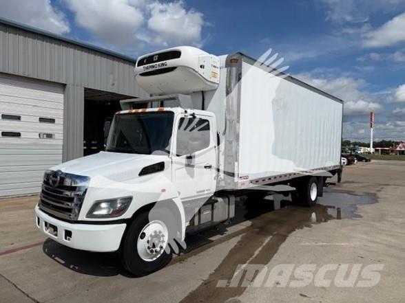 Hino 268A Sonstige Baumaschinen