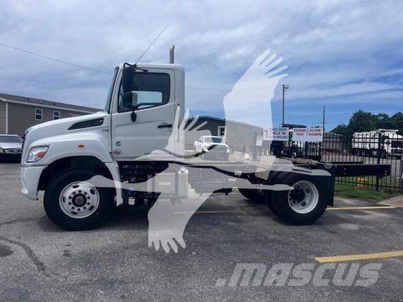 Hino XL7 Sattelzugmaschinen