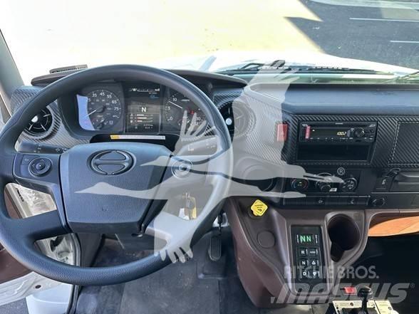 Hino XL8 Kipper