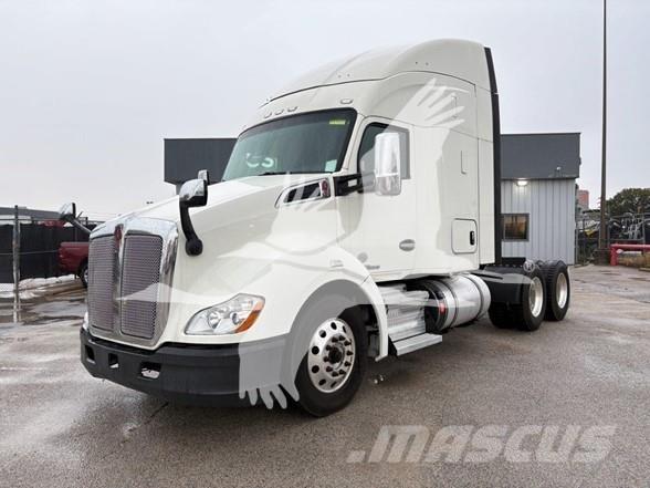 Kenworth T680 Sattelzugmaschinen