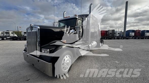 Kenworth W900 Sattelzugmaschinen