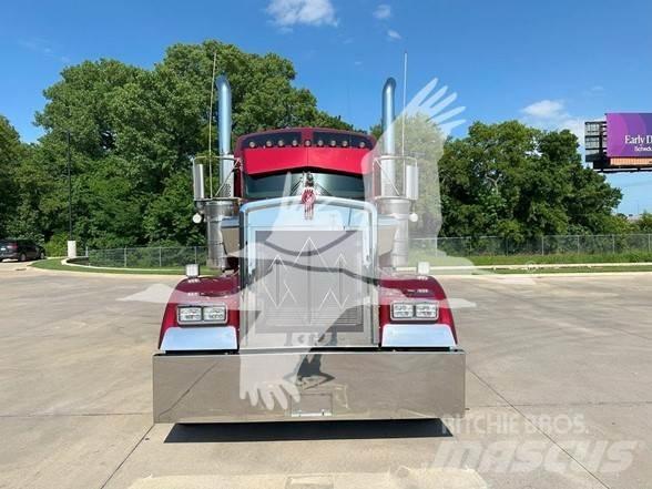 Kenworth W900L Sattelzugmaschinen