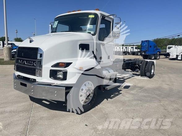 Mack MD6 Sattelzugmaschinen