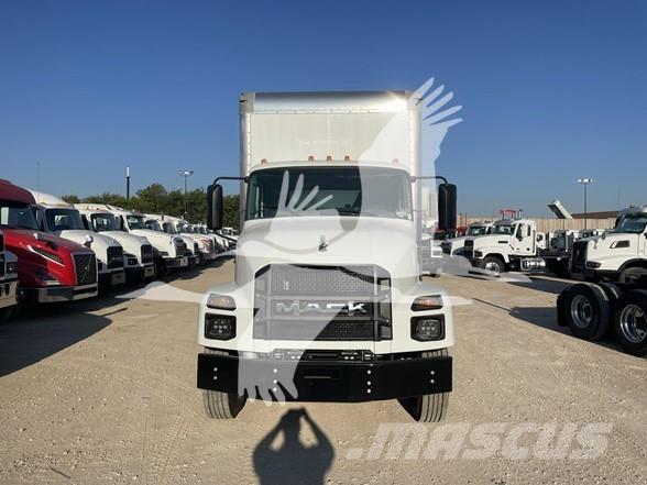 Mack MD6 Sonstige Baumaschinen