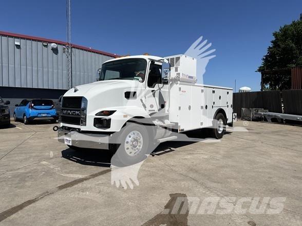 Mack MD7 Sonstige Baumaschinen