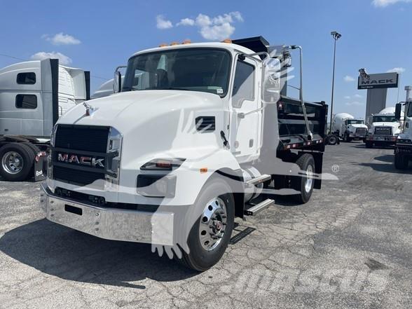 Mack MD7 Kipper