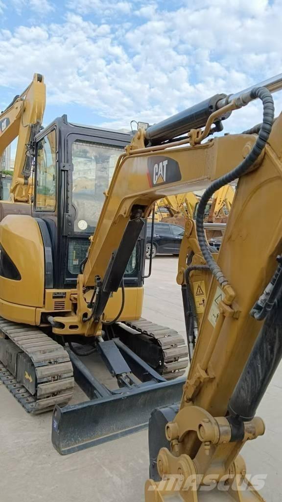 CAT 302D Raupenbagger