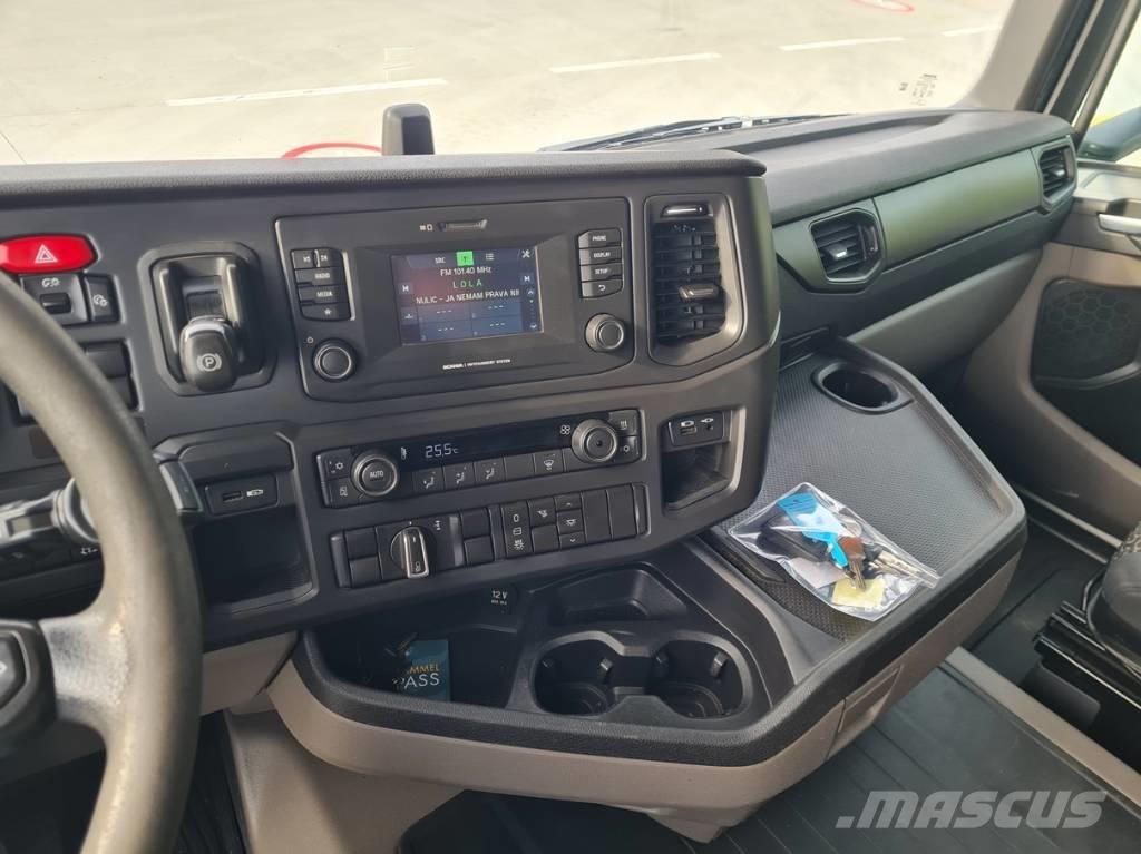 Scania R450 Sattelzugmaschinen