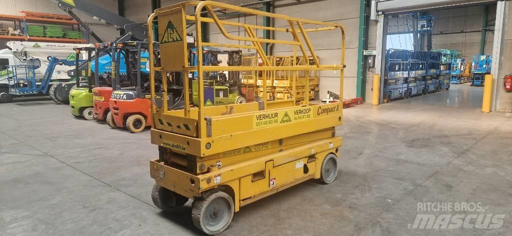 Haulotte Compact 8 Scheren-Arbeitsbühnen