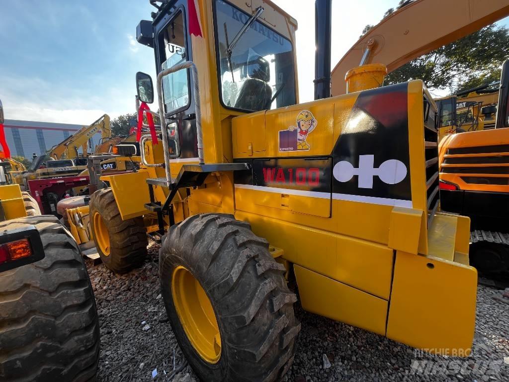Komatsu WA100 Radlader