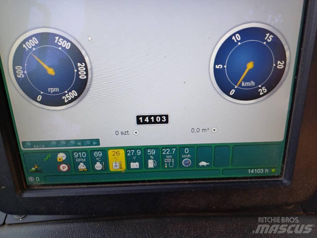 John Deere 1010E Forwarder
