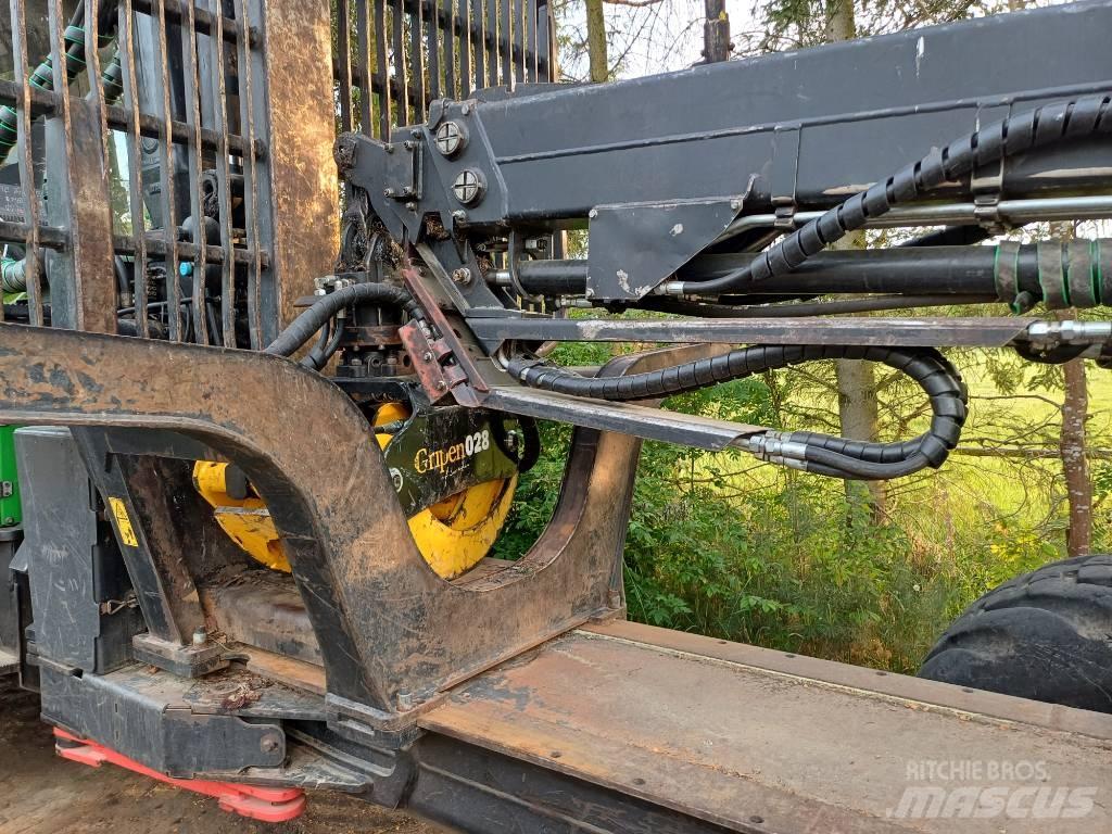 John Deere 1010E Forwarder