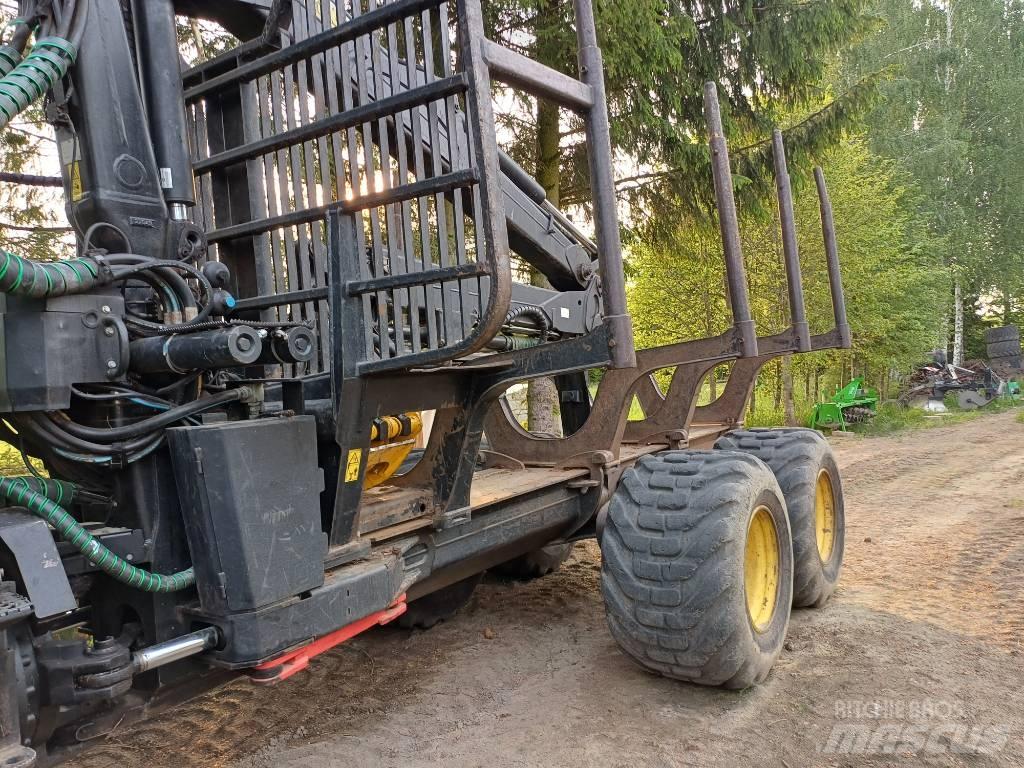 John Deere 1010E Forwarder