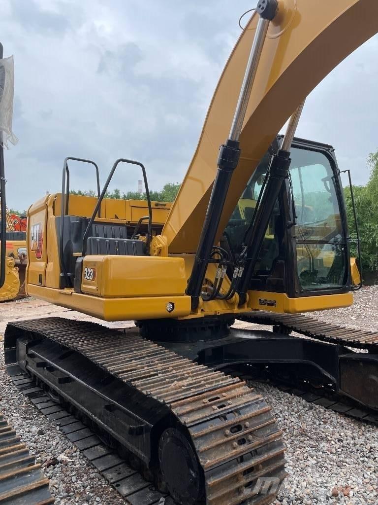 CAT 323GX Midibagger  7t - 12t