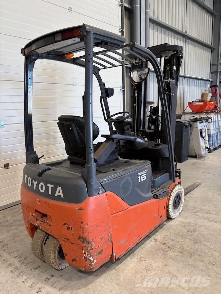 Toyota 8 FBET 16 Elektrostapler