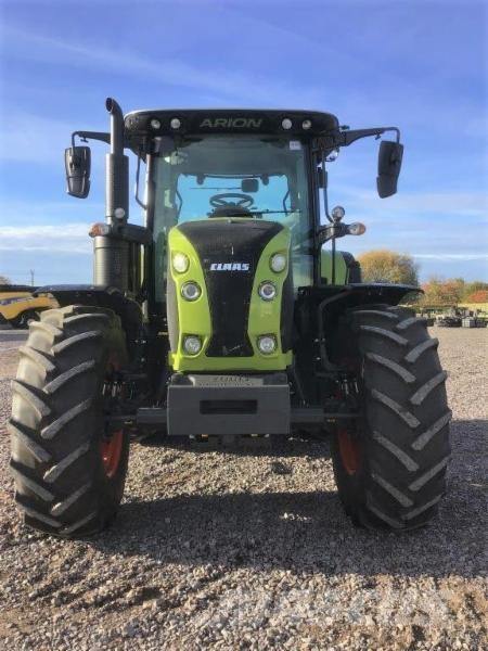 CLAAS ARION 530 Traktoren