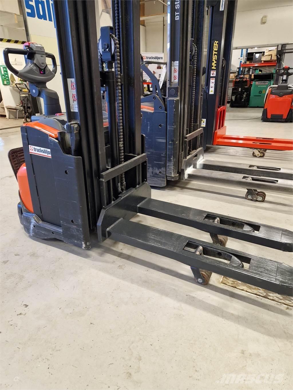 Toyota SWE120L Selbstfahrstapler