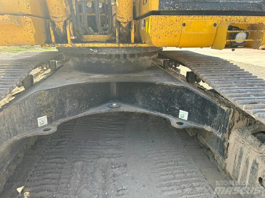 Komatsu PC 210 NLC-8 Raupenbagger