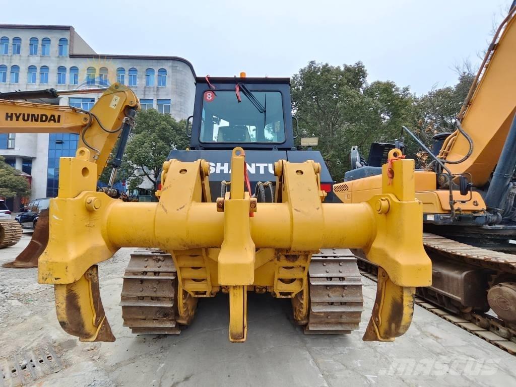 Shantui SD 22 Bulldozer