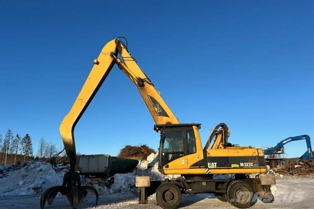 CAT M 322 C MH Materialumschlag