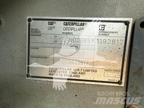 CAT TH82 Teleskoplader