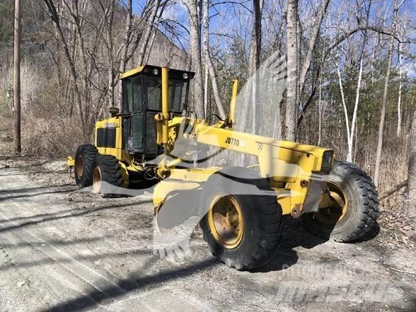John Deere 770 Grader