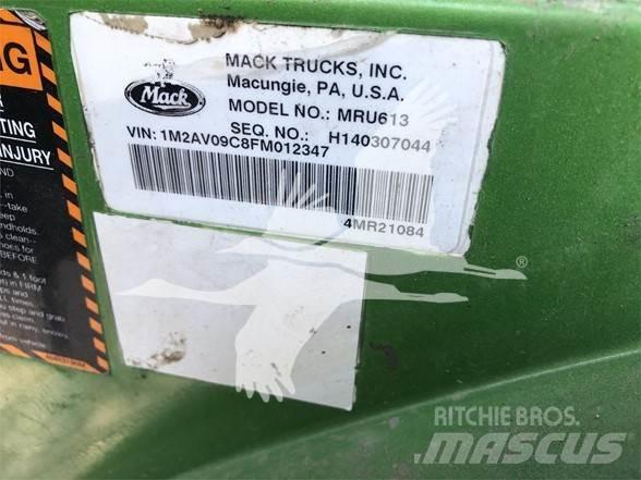 Mack MRU613 Sonstige Baumaschinen