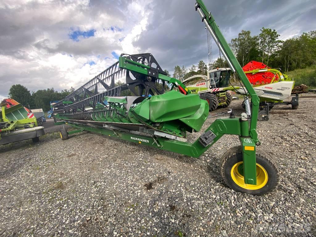 John Deere S790i Mähdrescher