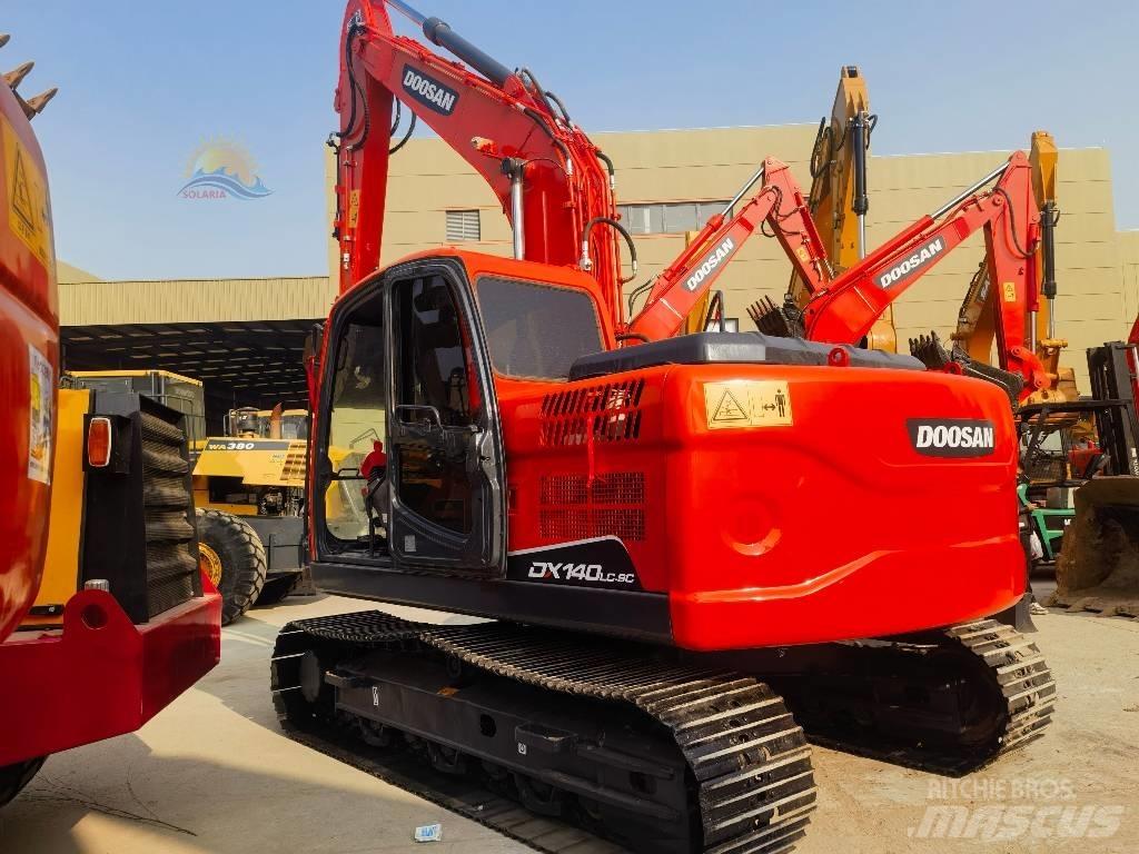 Doosan DX 140 LC Raupenbagger