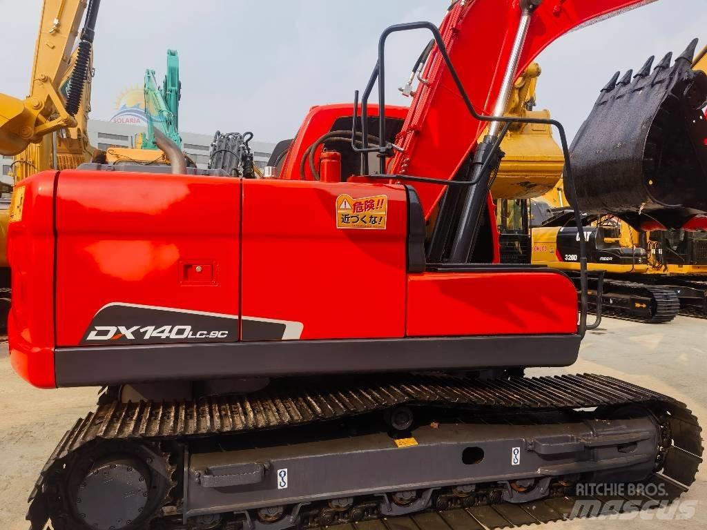Doosan DX 140 LC Raupenbagger