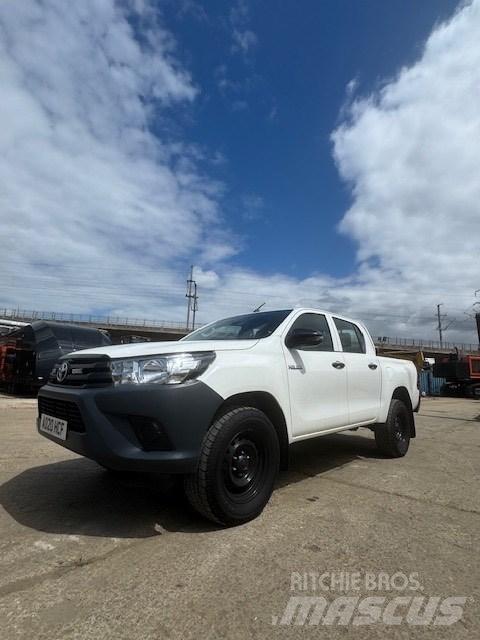 Toyota Hilux Pickup/Pritschenwagen